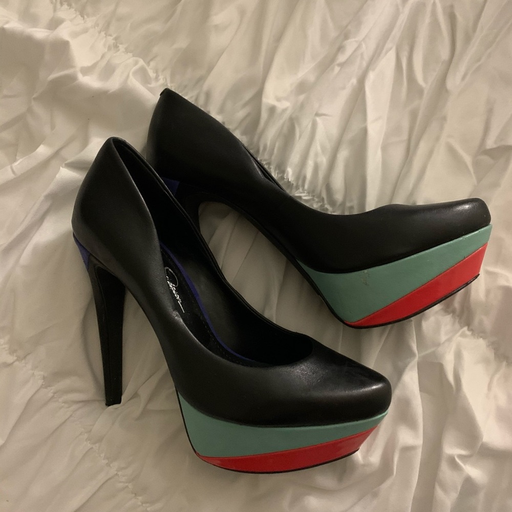 Jessica S. Size 7